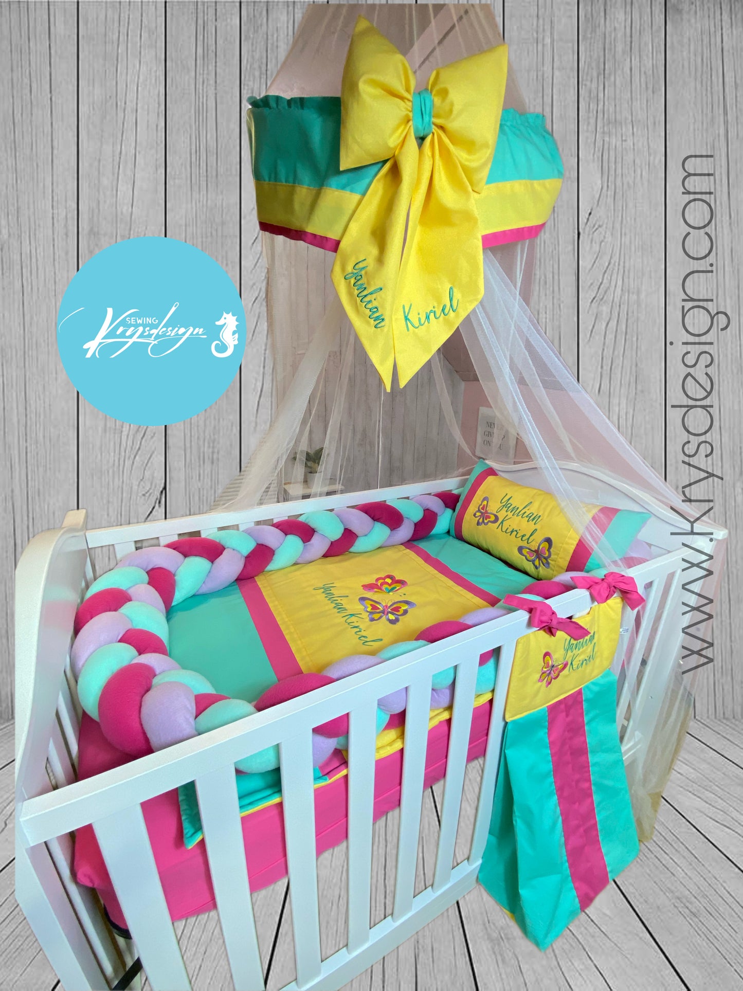 Canopy de Cuna con bordados